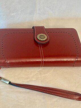 Sendefn Chic Classic Ladies Red Leather Trifold Large Wallet Wristlet Zipper Sna